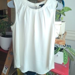 Ann Taylor White sleeveless top